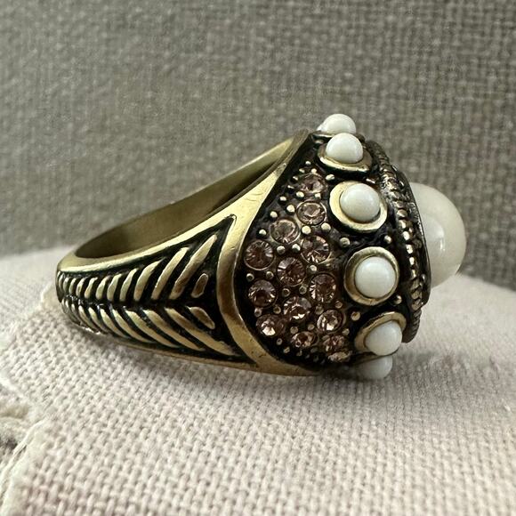 Heidi Daus Champagne Crystals Cream Cabachons Gold Tone Statement Ring- 10 - Picture 5 of 7